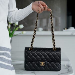 샤넬 (팬더) 클래식 플랩 블랙 양가죽 미니