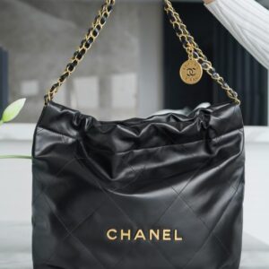 샤넬 (팬더) 22P 봄여름 신상 22 핸드백 블랙 골드