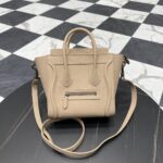 셀린느 (블랙프라임) 웃는 얼굴 나노 백 토트백 나노 레더 웃는 얼굴 베이지 189243