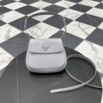 프라다 (블랙프라임) 클레오 대형 플랩 숄더백 대형 레더 그레이 BD303