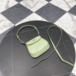 프라다 (블랙프라임) 미니 클레오 크로스백 Mini 레더 민트 그린 BH188