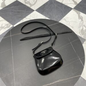 프라다 (블랙프라임) 미니 클레오 숄더백 Mini Nylon, Leather 블랙 BH188