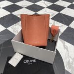 셀린느 (블랙프라임) 미니 샹글 버킷 백 Mini 소가죽 블랙프라임 핑크 189303