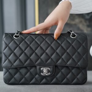 샤넬 (팬더) 클래식 플랩 미디움 블랙 실버