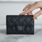 샤넬 (팬더) 클래식 플랩 카드 지갑 블랙 실버