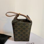 셀린느 (블랙프라임) 트리옴프 스트랩 박스 핸드백 캔버스 모던 스타일 블랙 197142