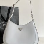 프라다 (블랙프라임) 클레오 대형 핸드백 대형 레더 그레이 BC156