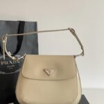 프라다 (블랙프라임) 클레오 대형 플랩 숄더백 레더 아이보리 BD303