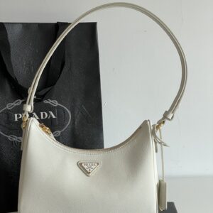 프라다 (블랙프라임) 호보백 소가죽 멀티컬러 조절 가능한 숄더 스트랩 블랙 BC204