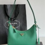 프라다 (블랙프라임) 호보백 그린 BC204