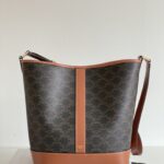 셀린느 (블랙프라임) 블랙프라임 중형 물통백 토트백 중형 레더 프린트 패턴 브라운 191132