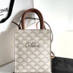 셀린느 (블랙프라임) 미미토트 한정판 아이보리 자수 백 토트백 자수 아이보리 194372