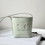 셀린느 (블랙프라임) 미니 물통백 Mini 레더 민트 0L433