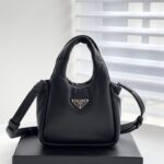 프라다 (블랙프라임) 소프트 백 미니 토트백 Mini 나일론 블랙 BA359