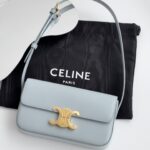 셀린느 (블랙프라임) 트리옴프 숄더백 레더 블랙프라임 연한 파랑 194143