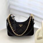 프라다 (블랙프라임) 호보 백 숄더백 재생 나일론 퀼팅 블랙 BC204