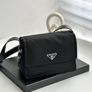 프라다 (블랙프라임) 사피아노 미니 크로스백 Mini 사피아노 가죽 블랙 BD313