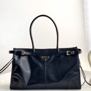 프라다 (블랙프라임) 소프트 럭스 중형 블랙 유화 가죽 백 1BA433