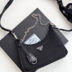 프라다 (블랙프라임) 호보 백팩 나일론 블랙 BH204