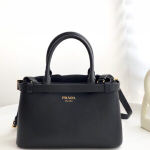 프라다 (블랙프라임) 카이에 벨트 손잡이 가방 가죽 블랙 BA418