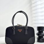 프라다 (블랙프라임) 볼링백 토트백 나일론, 가죽 블랙 BB115