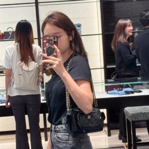 샤넬 (팬더) 24K 다포켓 카메라백 블랙 소형