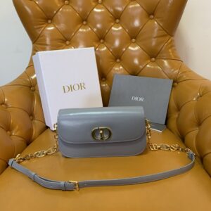 디올 (OC) 30 몬타뉴 숄더백 레더 그레이 9260