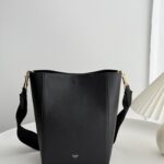 셀린느 (블랙프라임) 샹글 버킷 미니 버킷백 Mini 레더 블랙 189303