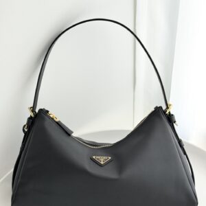 프라다 (블랙프라임) 에이미 대형 호보백 소가죽 블랙 BC228