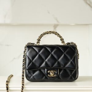 샤넬 (팬더) 24b 플랩 미니 블랙 유광 양가죽 백