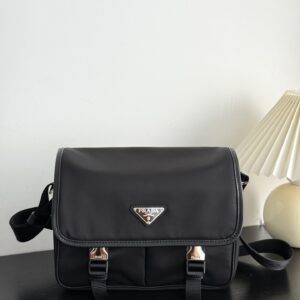 프라다 (블랙프라임) 나일론 메신저백 나일론 블랙 VD769