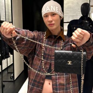 샤넬 (팬더) 클래식 미니 블랙 체인 백