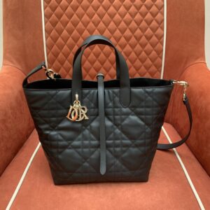 디올 (OC) 투주르 미디움 토트백 소가죽 퀼팅 블랙 2836
