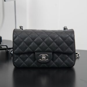 샤넬 (팬더) 클래식 플랩 미니 블랙 실버