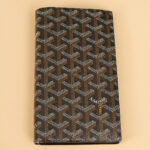 고야드 (리미티드) 기내 수납 클러치 고야딘 캔버스 리미티드 에디션 브라운 8508