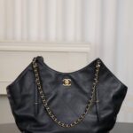 샤넬 (팬더) 25S 토트 블랙 골드 소가죽