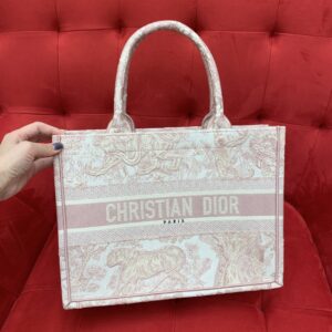 디올 (OC) 디올 북 토트 미디움 핑크 타이거 자수 캔버스 백 토트백 미디움 캔버스 타이거 자수 핑크 1296