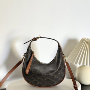 셀린느 (블랙프라임) 루루 미디움 백 미디움 레더 블랙프라임 블랙 120723