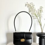 셀린느 (블랙프라임) 조세핀 미니 백 미니 가죽 골드 하드웨어 블랙 121423