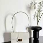 셀린느 (블랙프라임) 조세핀 미니백 Mini 레더 화이트 121423