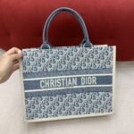 디올 (OC) 북 토트 토트백 미디움 캔버스 로고 패턴 하늘색 1324