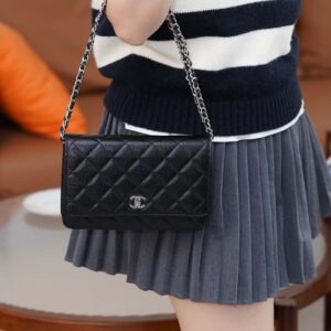 샤넬 (팬더) 클래식 블랙 퀼팅 체인백