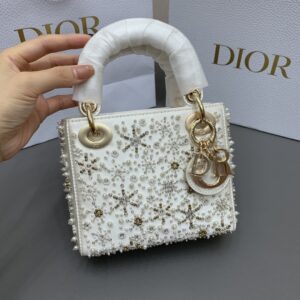 디올 (OC) 레디 디올 미니 토트백 Mini 가죽 자수, 진주 장식 화이트 0505