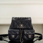 샤넬 (팬더) Duma 미니 블랙 소가죽 백팩