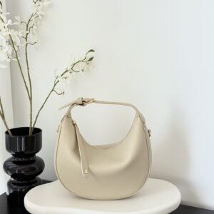 셀린느 (블랙프라임) 루루 미디움 숄더백 미디움 소가죽 베이지 120723