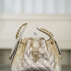 샤넬 (팬더) 25s 스몰 호보 조절 끈 물통백 샴페인골드