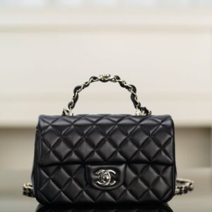 샤넬 (팬더) 23k 가을겨울 신상 더블C 핸들 CF 블랙