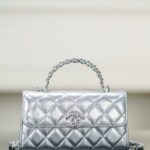 샤넬 (팬더) 25s 켈리 실버 가죽 크로스백