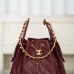 샤넬 (팬더) 25A 스몰 호보 숄더백 와인색