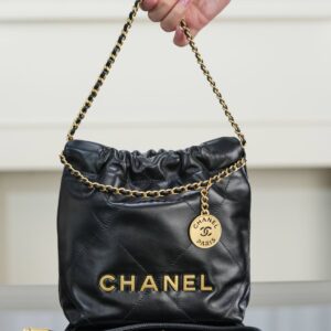 샤넬 (팬더) 22 미니 백 블랙 골드